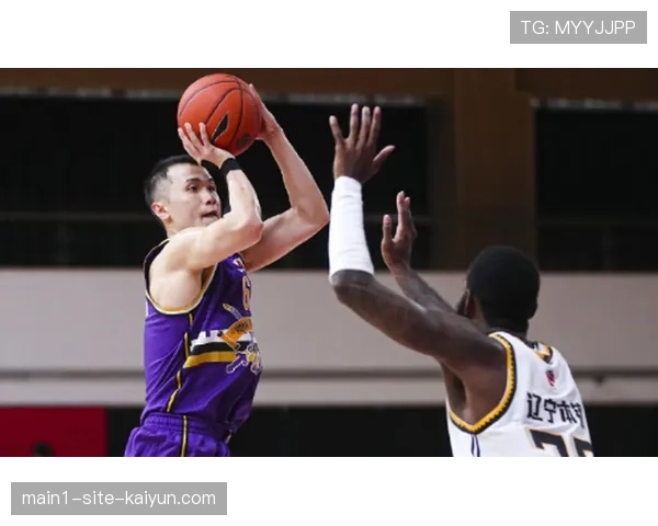 内线得分转化外线三分命中 山西队以内制外战术循环成型